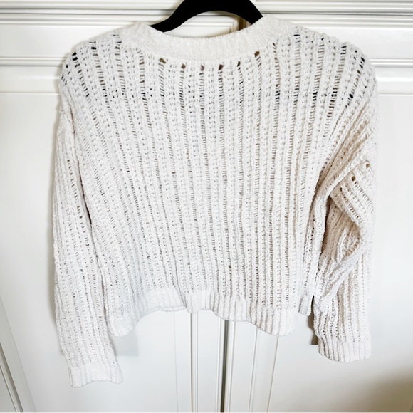 Love Tree Women’s Cream Chenille Chunky Knit V Neck Pullover Sweater Size Medium - Picture 7 of 7